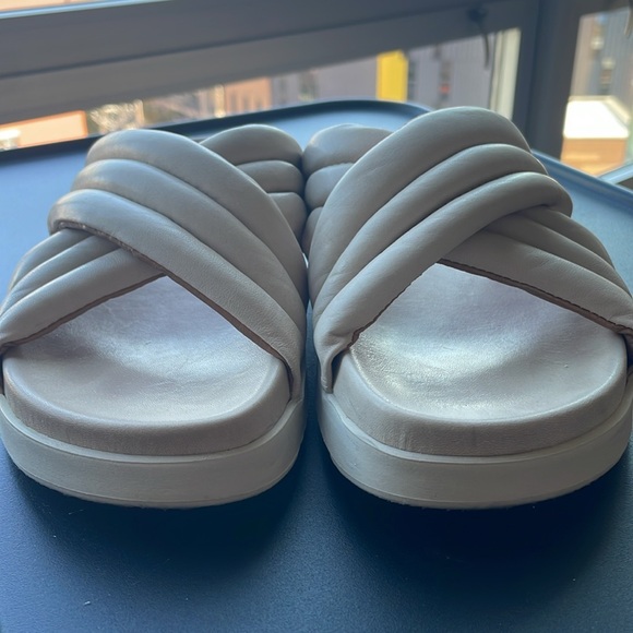 Miz Mooz New York City leather sandals. Cream color. Size 39 (8 1/2) - Picture 6 of 8